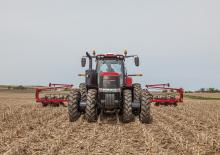 Трактори 4WD (задвиждане на четирите колела) Case IH Magnum 200
