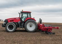 Трактори 4WD (задвиждане на четирите колела) Case IH Magnum 240