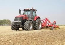 Трактори 4WD (задвиждане на четирите колела) Case IH Magnum 250 CVX Basis