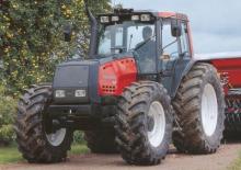 Трактори 4WD (задвиждане на четирите колела) Valtra Mega 8550