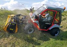 Трактори 4WD (задвиждане на четирите колела) Reform Werke Metrac H 4 X