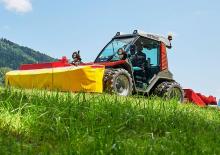 Трактори 4WD (задвиждане на четирите колела) Reform Werke Metrac H 75 pro