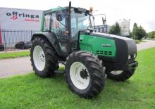 Трактори 4WD (задвиждане на четирите колела) Valtra Mezzo 6400