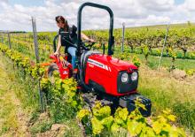Трактори 4WD (задвиждане на четирите колела) Massey Ferguson MF 1520 