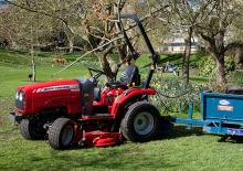 Трактори 4WD (задвиждане на четирите колела) Massey Ferguson MF 1525