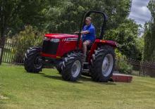 Трактори 4WD (задвиждане на четирите колела) Massey Ferguson MF 2605-4R