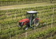 Трактори 4WD (задвиждане на четирите колела) Massey Ferguson MF 3VI.75 