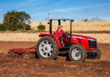Трактори 4WD (задвиждане на четирите колела) Massey Ferguson MF 4306