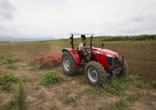 Трактори 4WD (задвиждане на четирите колела) Massey Ferguson MF 4708ES