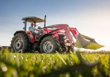 Трактори 4WD (задвиждане на четирите колела) Massey Ferguson MF 5711 D