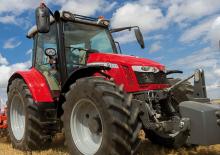 Трактори 4WD (задвиждане на четирите колела) Massey Ferguson MF 5713 S