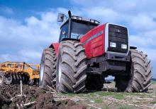 Трактори 4WD (задвиждане на четирите колела) Massey Ferguson MF 8170-4