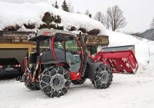 Трактори 4WD (задвиждане на четирите колела) Reform Werke Mounty 110 V