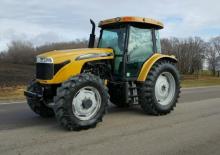 Трактори 4WD (задвиждане на четирите колела) Challenger MT400D