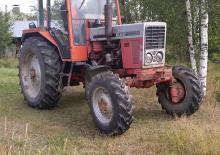 Трактори 4WD (задвиждане на четирите колела) Belarus MTZ-525