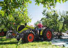 Трактори 4WD (задвиждане на четирите колела) Claas Nexos 2.85 Trend XL 