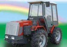 Трактори 4WD (задвиждане на четирите колела) Pierre P 796 F