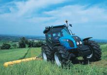 Трактори 4WD (задвиждане на четирите колела) Landini Powerfarm 105