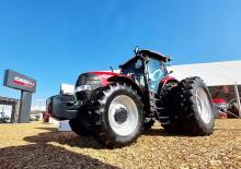 Трактори 4WD (задвиждане на четирите колела) Case IH Puma 225
