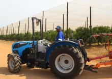 Трактори 4WD (задвиждане на четирите колела) Landini Rex 3-110 F 