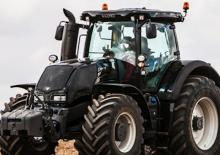 Трактори 4WD (задвиждане на четирите колела) Valtra S292