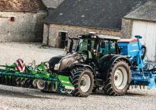 Трактори 4WD (задвиждане на четирите колела) Valtra T 163