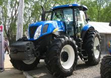 Трактори 4WD (задвиждане на четирите колела) New Holland T 7060 (500)