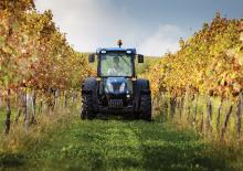 Трактори 4WD (задвиждане на четирите колела) New Holland T4.80 LP
