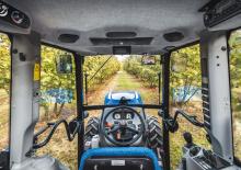Трактори 4WD (задвиждане на четирите колела) New Holland T4.80 N