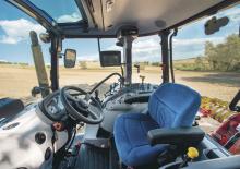 Трактори 4WD (задвиждане на четирите колела) New Holland T5.120