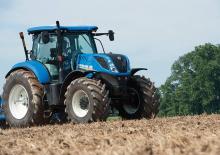 Трактори 4WD (задвиждане на четирите колела) New Holland T7.175 Classic