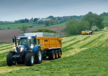 Трактори 4WD (задвиждане на четирите колела) New Holland T7.175 SideWinder II 