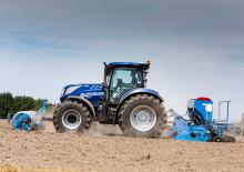 Трактори 4WD (задвиждане на четирите колела) New Holland T7.230 SW II