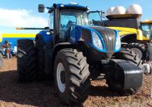 Трактори 4WD (задвиждане на четирите колела) New Holland T8.275
