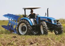 Трактори 4WD (задвиждане на четирите колела) New Holland TD5.90