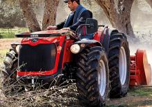 Трактори 4WD (задвиждане на четирите колела) Carraro TGF 9900