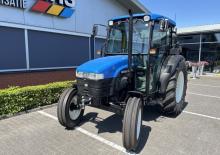 Трактори 4WD (задвиждане на четирите колела) New Holland TN 55 V DT (502)