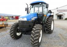 Трактори 4WD (задвиждане на четирите колела) New Holland TS6.120