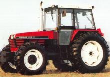 Трактори 4WD (задвиждане на четирите колела) UTB Universal U 453 DTP