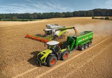 Трактори 4WD (задвиждане на четирите колела) Claas Xerion 4200 Trac VC
