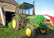 Трактори със задно задвижване John Deere 1030