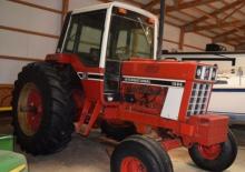 Трактори със задно задвижване International Harvester 1086