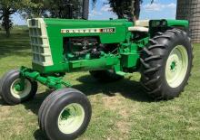 Трактори със задно задвижване Oliver 1650