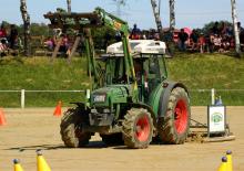 Трактори със задно задвижване Fendt 206 F