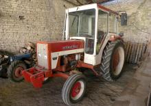 Трактори със задно задвижване International Harvester 353
