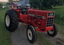 Трактори със задно задвижване International Harvester 383