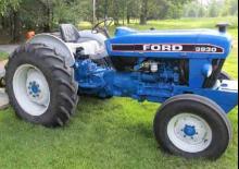 Трактори със задно задвижване Ford-NH 3930