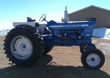 Трактори със задно задвижване Ford-NH 5000