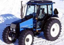 Трактори със задно задвижване Valtra 600-2