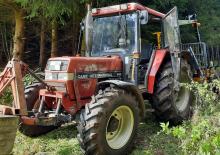 Трактори със задно задвижване Case IH 640 E